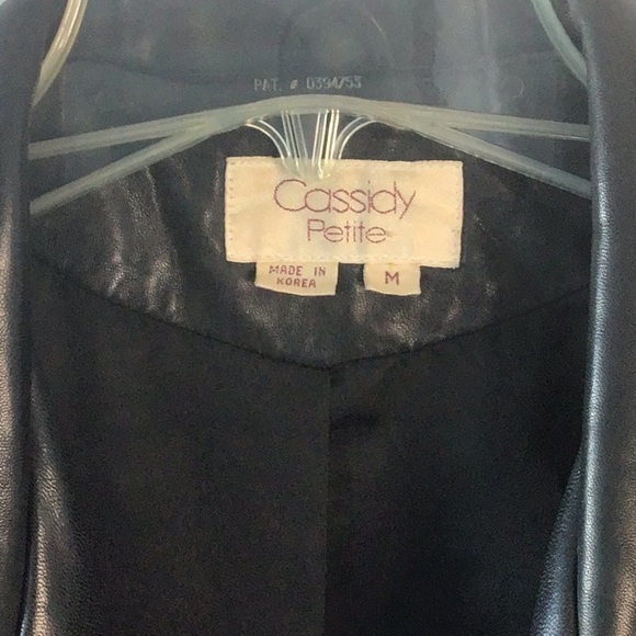 Cassidy Vintage 1980’s Leather Tapered Trench Coat - Picture 2 of 10